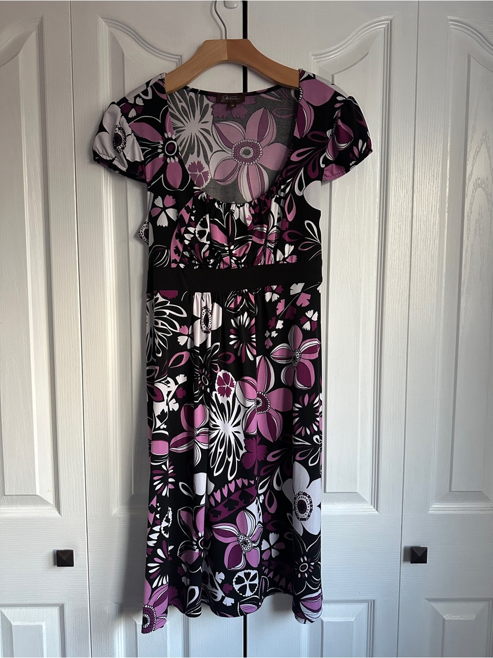Women’s Jessica Pink & Gray Floral Scoop Neck Midi Dress